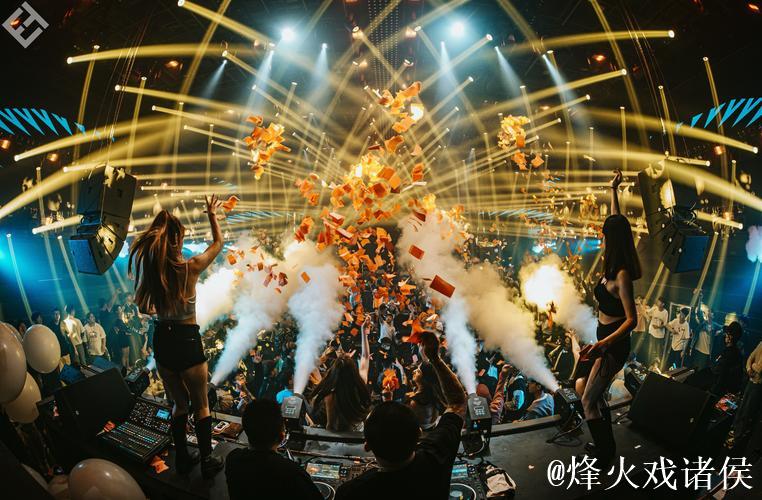 青青草原色彩交织大伊人精品盛典